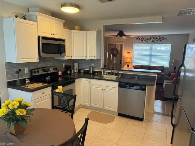 229 Schoolside DR, LEHIGH ACRES FL 33936
