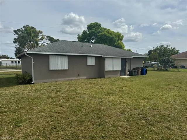 229 Schoolside DR, LEHIGH ACRES FL 33936