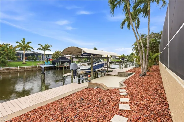 222 SW 39th  TER, Cape Coral, FL 33914