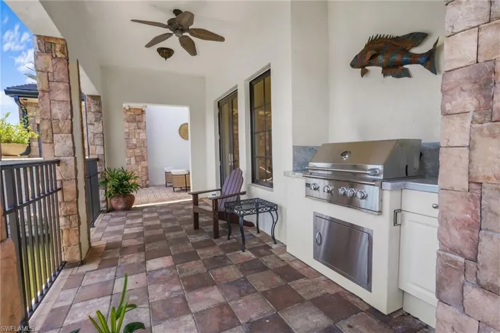 outdoor kitchen