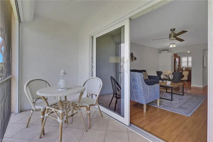 170 Turtle Lake Ct 309, Naples, Florida 34105