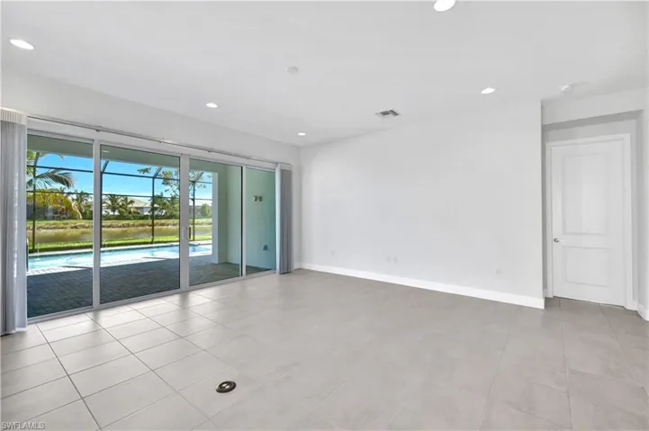 12261 Windamere Trl, Naples, Florida 34120
