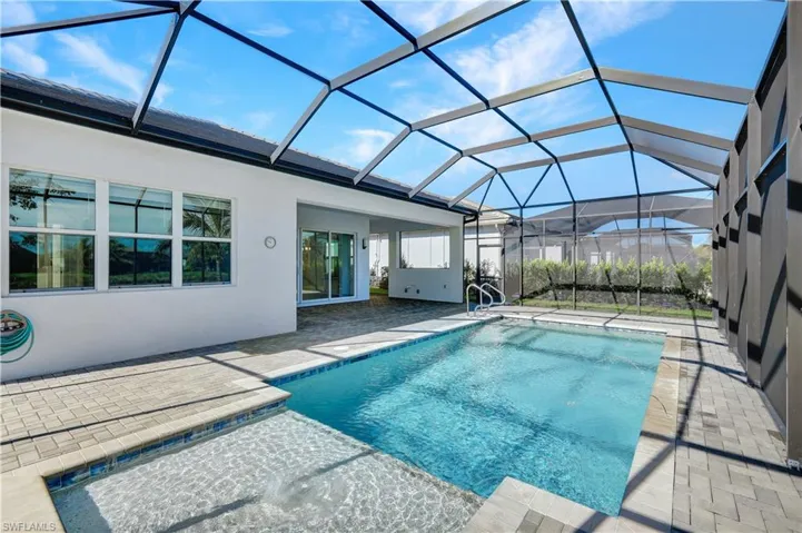 12261 Windamere Trl, Naples, Florida 34120