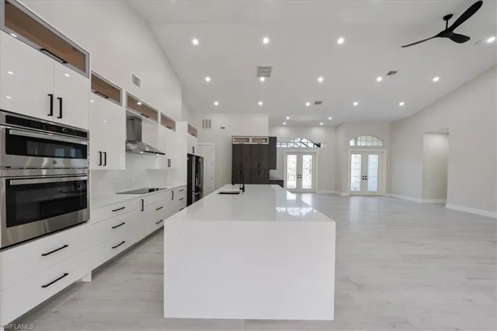 12800 Treeline Ct, North Fort Myers, Florida 33903