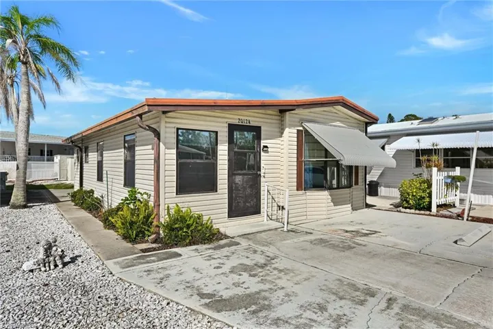 20124 Plum Tree Ln, Estero, Florida 33928