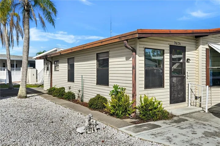 20124 Plum Tree Ln, Estero, Florida 33928