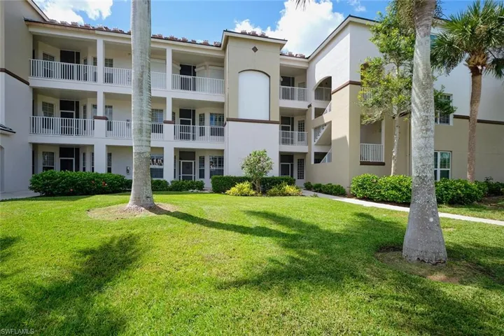 View of apartment building / complex