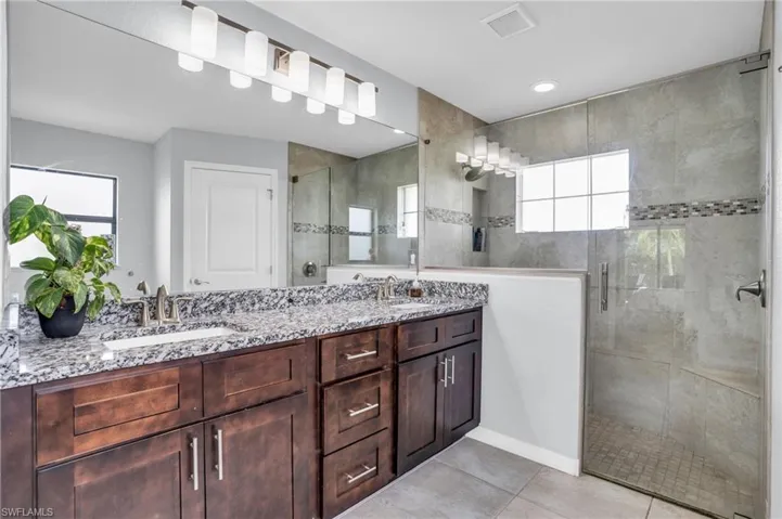 3702 Nw 2nd St, Cape Coral Fl 33993