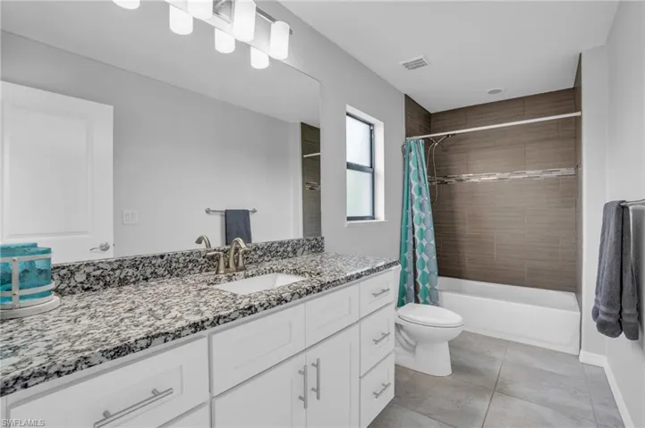 3702 Nw 2nd St, Cape Coral Fl 33993