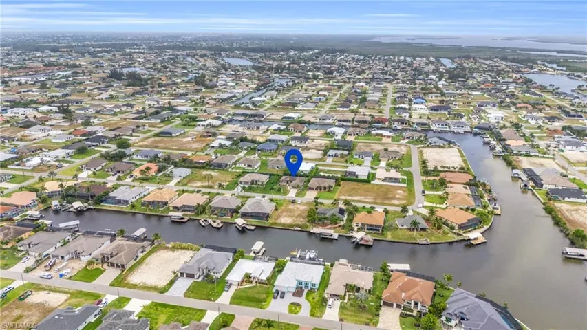 3702 Nw 2nd St, Cape Coral Fl 33993