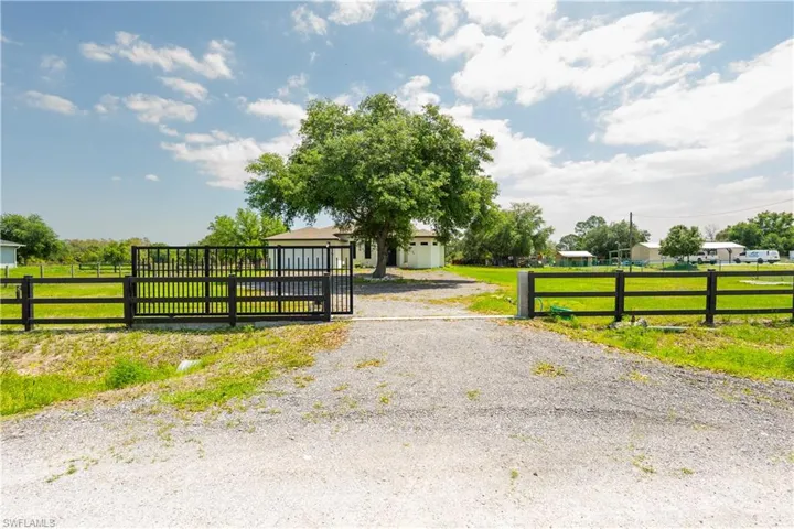 655 Olivo St, Clewiston, Florida 33440