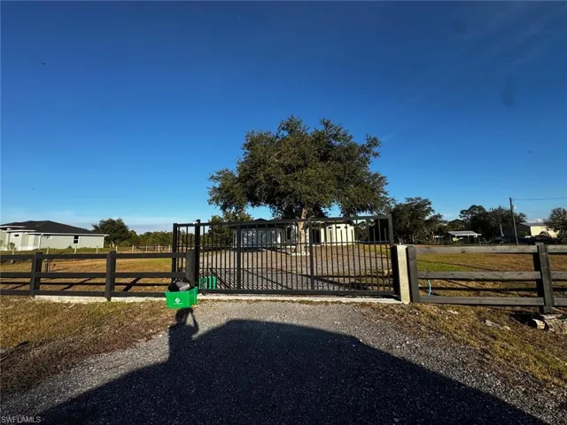 655 Olivo St, Clewiston, Florida 33440