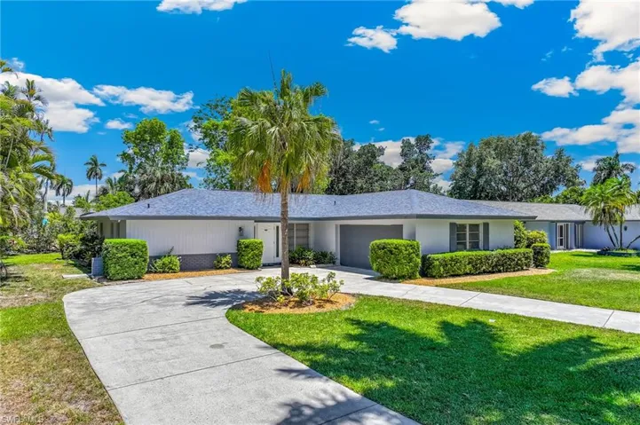5661  Eichen E CIR, Fort Myers, FL 33919