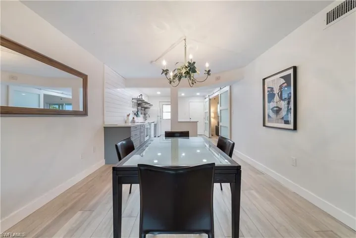 72 7th St S 310, Naples, Florida 34102