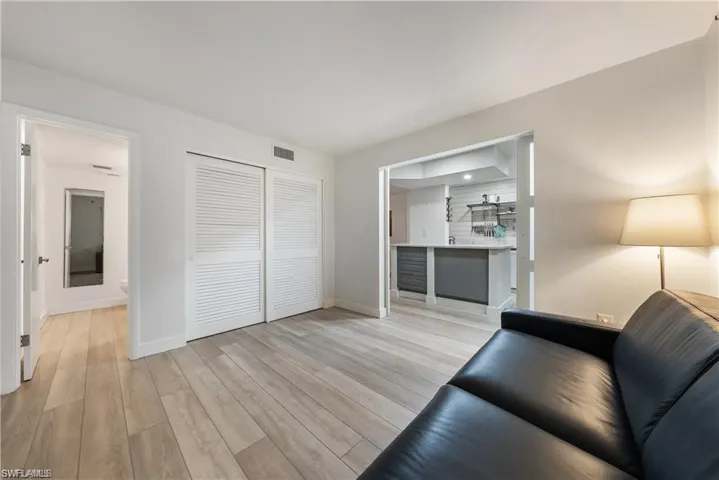 72 7th St S 310, Naples, Florida 34102