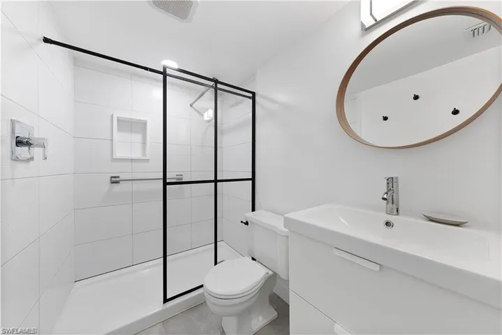 72 7th St S 310, Naples, Florida 34102
