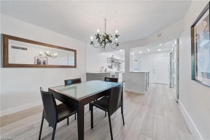 72 7th St S 310, Naples, Florida 34102