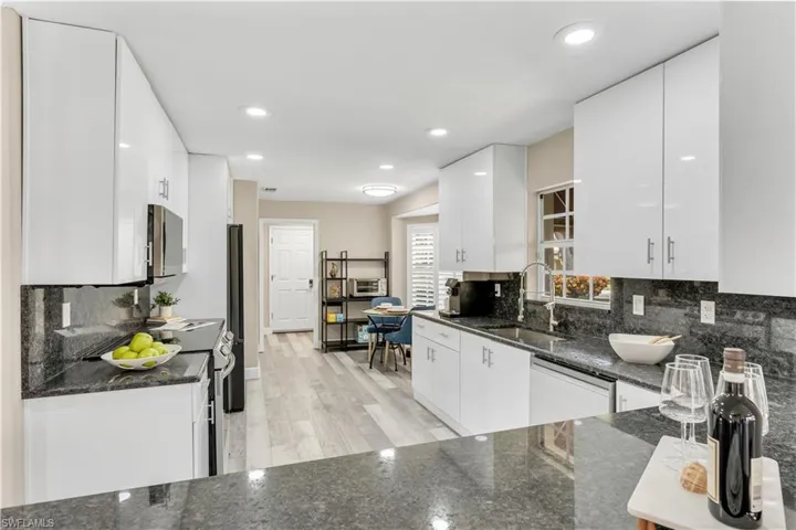 New kitchen w/ Bespoke Appliances