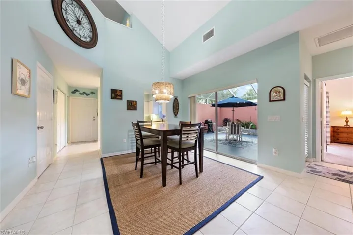 4321  Covey  CIR, Naples, FL 34109
