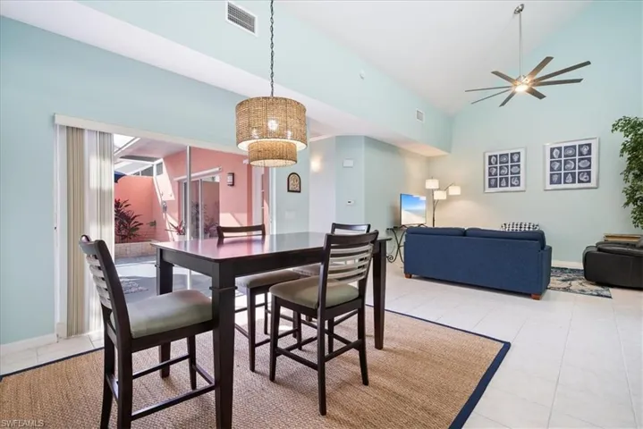 4321  Covey  CIR, Naples, FL 34109