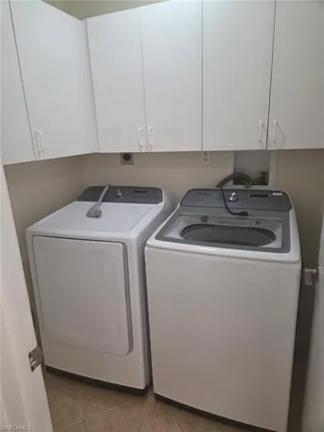 25488 Cockleshell Dr 706, Bonita Springs, Florida 34135