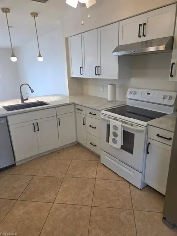 25488 Cockleshell Dr 706, Bonita Springs, Florida 34135