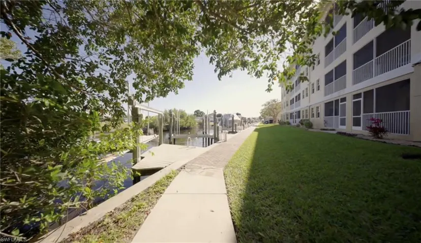 1781 Four Mile Cove Pkwy 111, Cape Coral, Florida 33990
