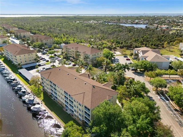 1781 Four Mile Cove Pkwy 111, Cape Coral, Florida 33990