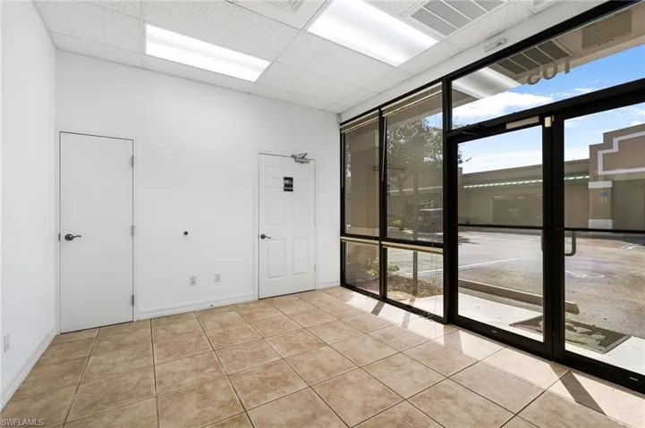 8991  Daniels Center  DR, Fort Myers, FL 33912