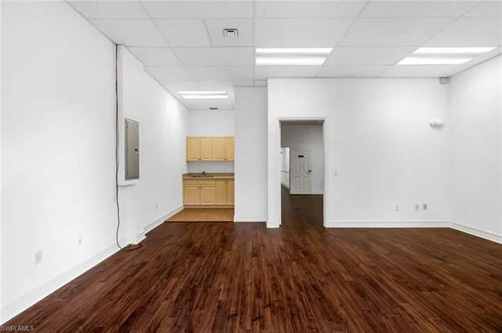 8991  Daniels Center  DR, Fort Myers, FL 33912