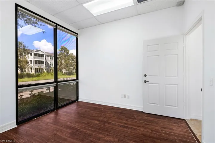 8991  Daniels Center  DR, Fort Myers, FL 33912