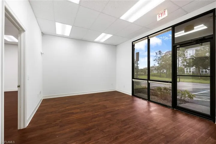 8991  Daniels Center  DR, Fort Myers, FL 33912
