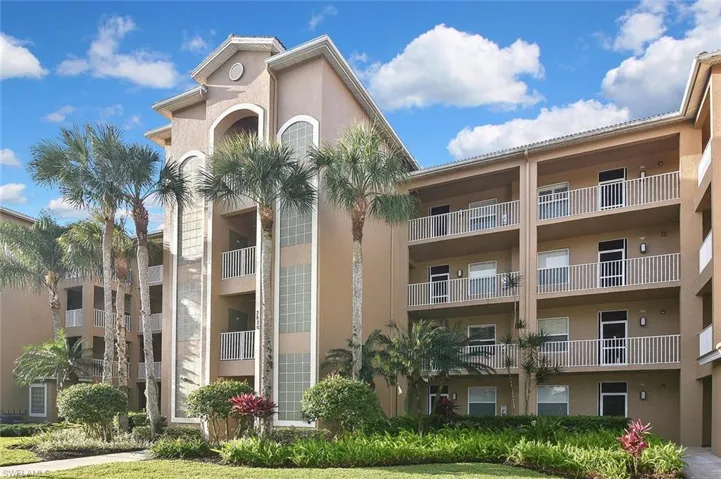 3830  Sawgrass  WAY, Naples, FL 34112