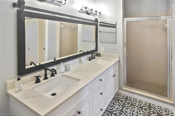 3830  Sawgrass  WAY, Naples, FL 34112