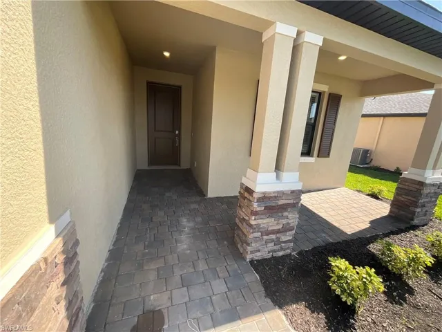 14570 Palamos Cir, Fort Myers, Florida 33905