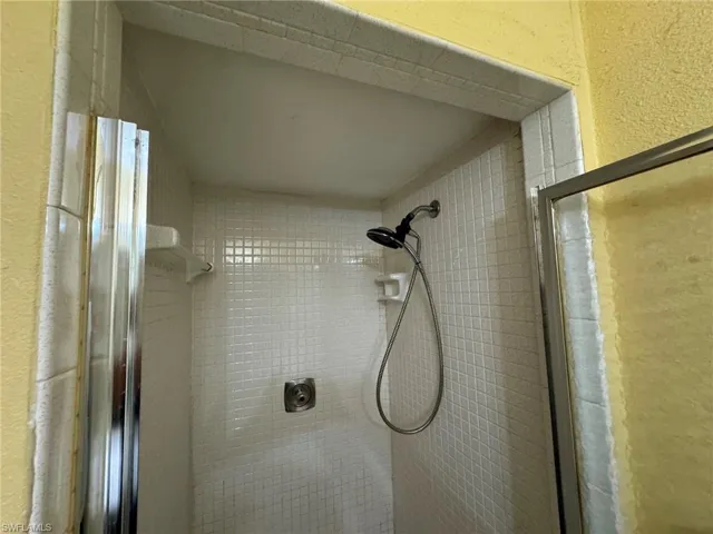 607 Se 47th St 1, Cape Coral, Florida 33904
