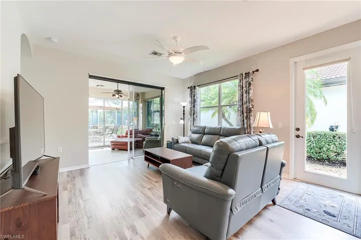10557  Avila  CIR, Fort Myers, FL 33913