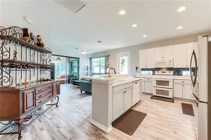 10557  Avila  CIR, Fort Myers, FL 33913