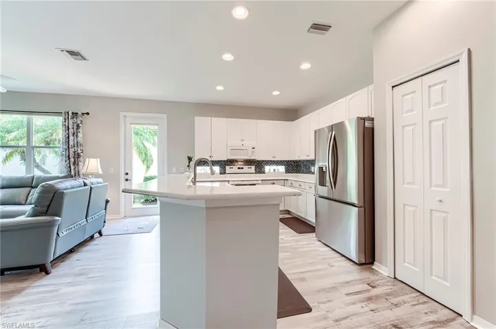 10557  Avila  CIR, Fort Myers, FL 33913