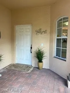 7832  Meridan  CT, Naples, FL 34104