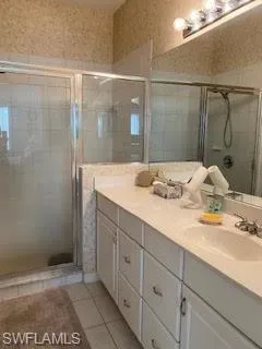 7832  Meridan  CT, Naples, FL 34104