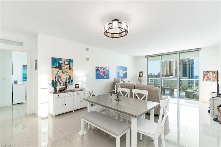 3000  Oasis Grand  BLVD, Fort Myers, FL 33916