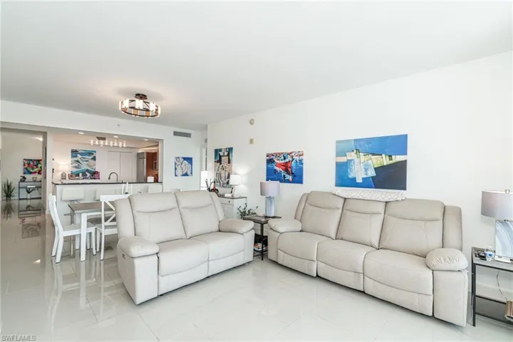 3000  Oasis Grand  BLVD, Fort Myers, FL 33916