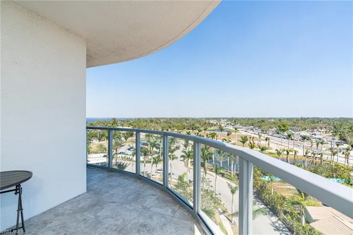 3000  Oasis Grand  BLVD, Fort Myers, FL 33916