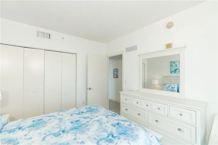 3000  Oasis Grand  BLVD, Fort Myers, FL 33916