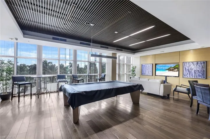 3000  Oasis Grand  BLVD, Fort Myers, FL 33916
