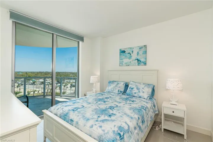 3000  Oasis Grand  BLVD, Fort Myers, FL 33916