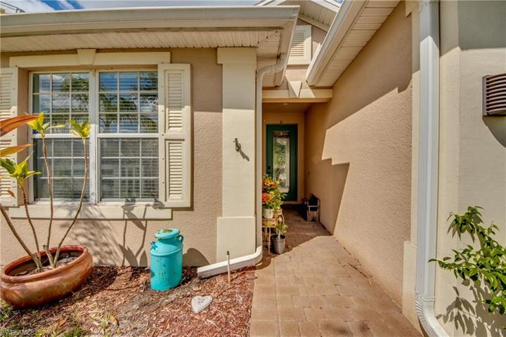 8384  Silver Birch  WAY, Lehigh Acres, FL 33971