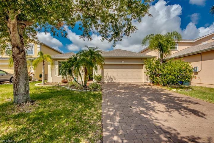8384  Silver Birch  WAY, Lehigh Acres, FL 33971