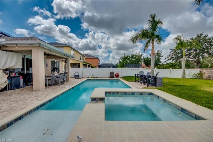 8384  Silver Birch  WAY, Lehigh Acres, FL 33971